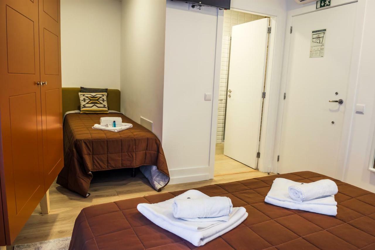 In Barcelos Hostel & Guest House מראה חיצוני תמונה